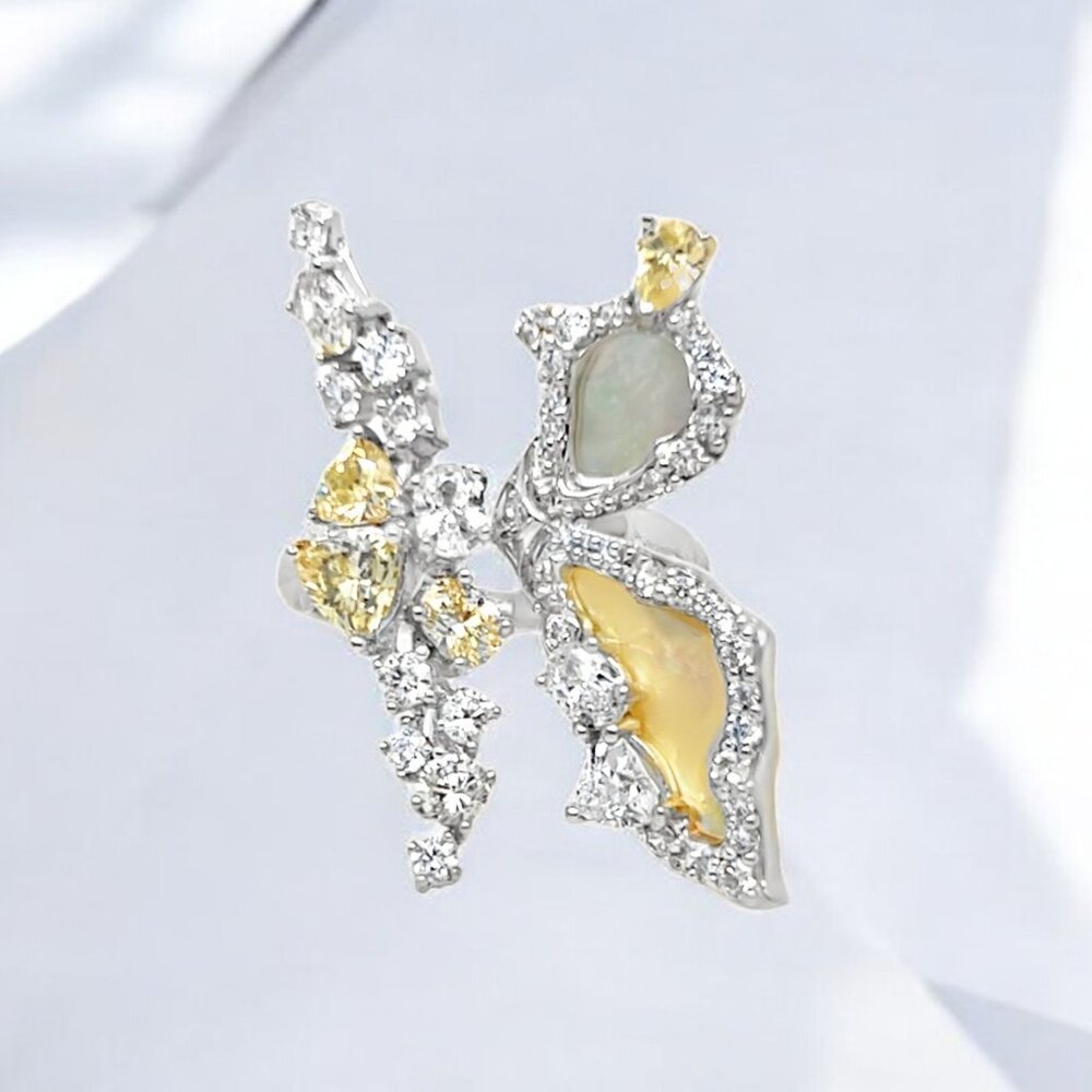 Mother-of-Pearl Shell and CZ Butterfly Ring in 925 Sterling Silver
